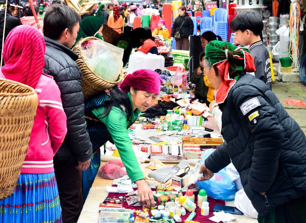 chợ phiên mù cang chải