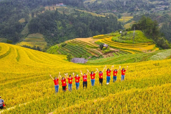 Trạm Tấu – Đi tìm bình yên nơi suối khoáng giữa đại ngàn Yên Bái