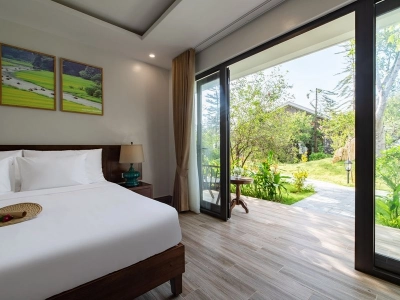 Bái Đính Riverside Resort & Spa