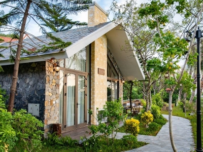 Bái Đính Riverside Resort & Spa