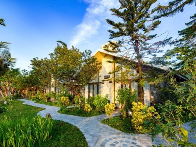 Bái Đính Riverside Resort & Spa