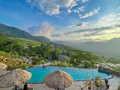 Central Hills Pù Luông Resort