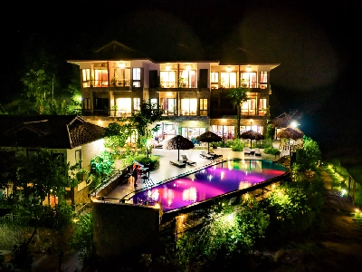 Central Hills Pù Luông Resort