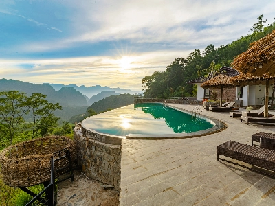 Central Hills Pù Luông Resort