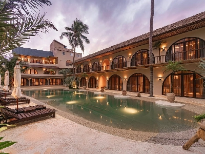 De Tuva Resort Mũi Né