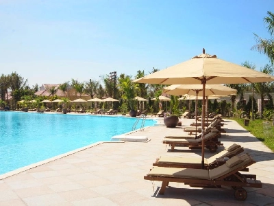 Diamond Bay Resort & Spa