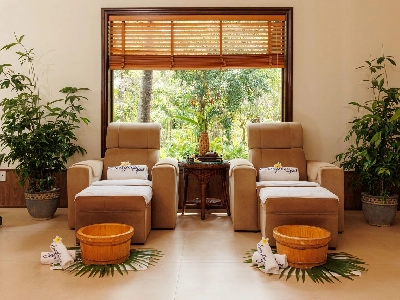 Diamond Bay Resort & Spa