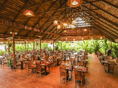 Diamond Bay Resort & Spa