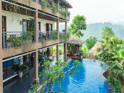 Ebino Pù Luông Resort and Spa