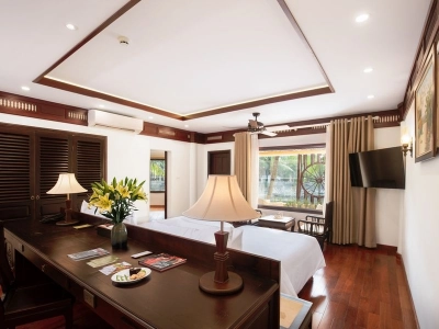Emeralda Resort Tam Cốc