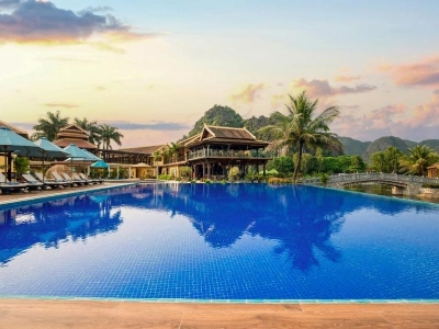 Emeralda Resort Tam Cốc