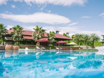 Legacy Hill Resort & Villas Hòa Bình