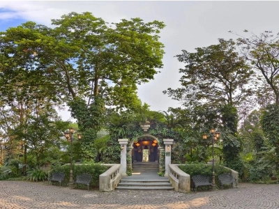 Melia Bavi Mountain Retreat