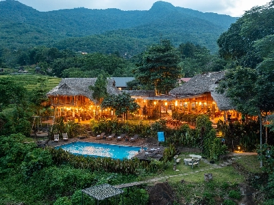 Pù Luông Valley Home