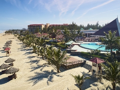 Sandy Beach Non Nuoc Resort