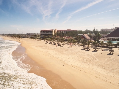 Sandy Beach Non Nuoc Resort