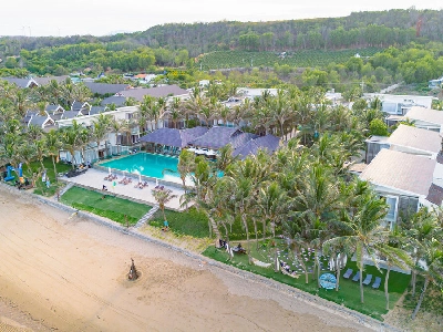 Villa Del Sol Beach Resort & Spa