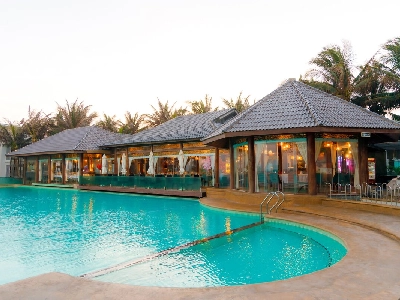 Villa Del Sol Beach Resort & Spa