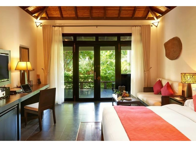 Premier Deluxe Villa Garden View