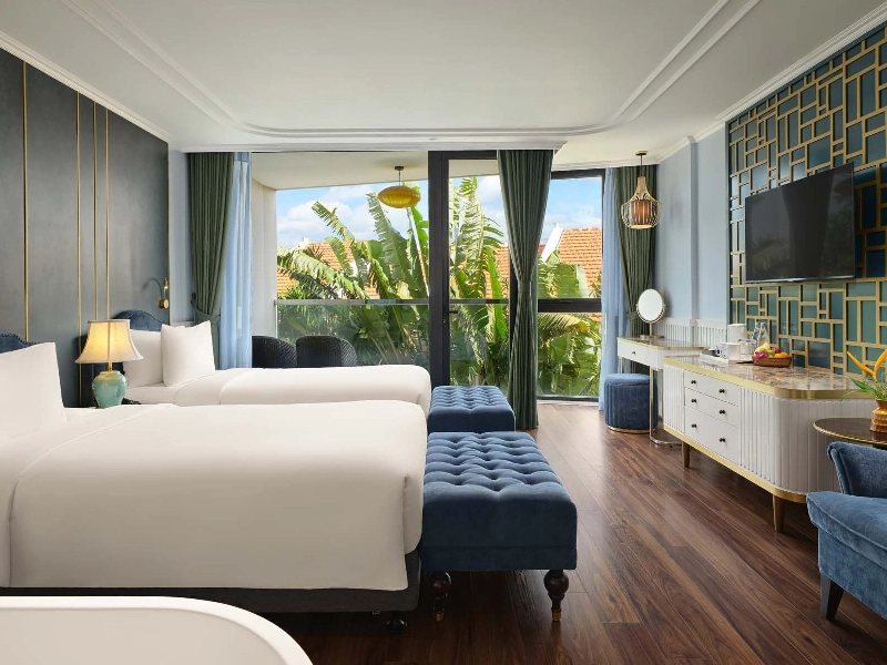 Premier Deluxe Garden View