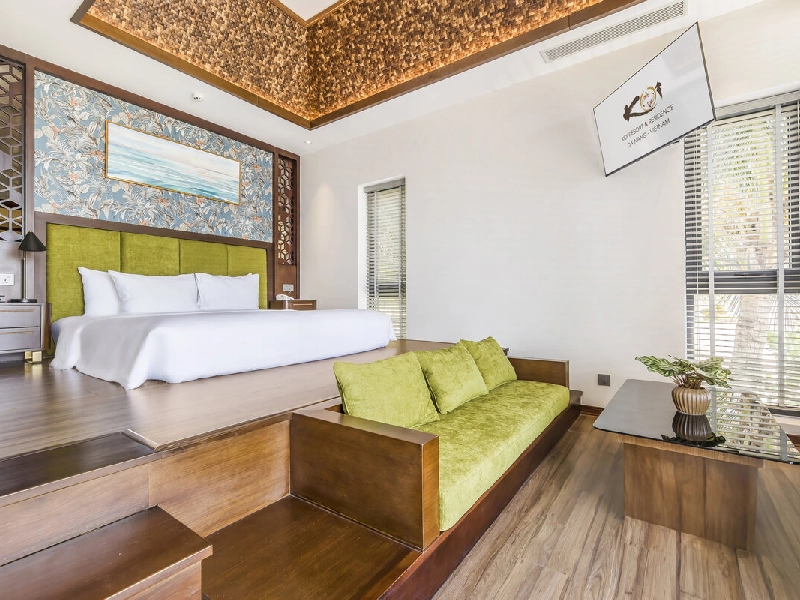 Sapphire Beachfront Villa