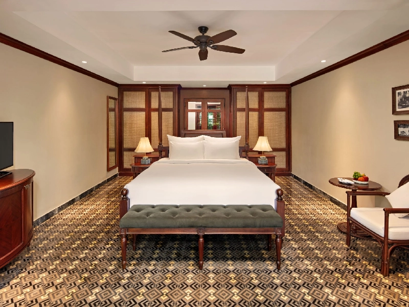 Veranda Suite Pool view