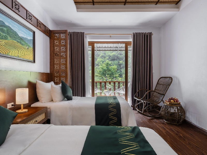 Deluxe Mountain View