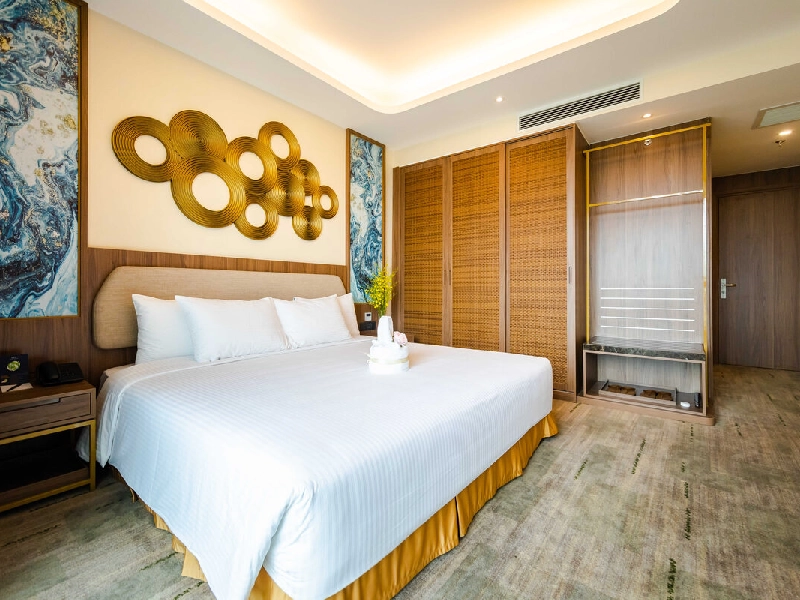 Family Suite 2PN (01 King + 01 Twn)