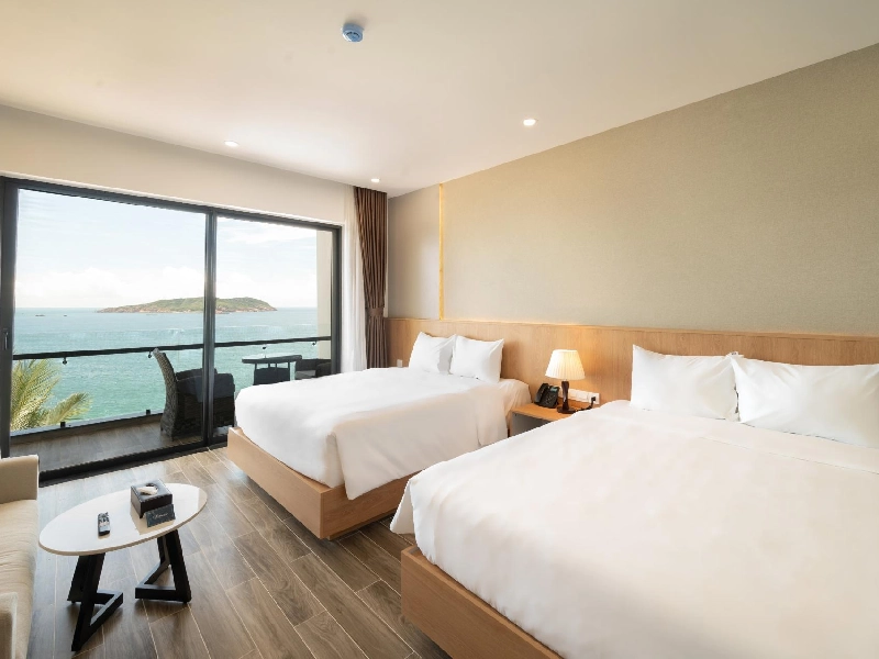 Family Suite Sea View/01 Twin & 01 Double