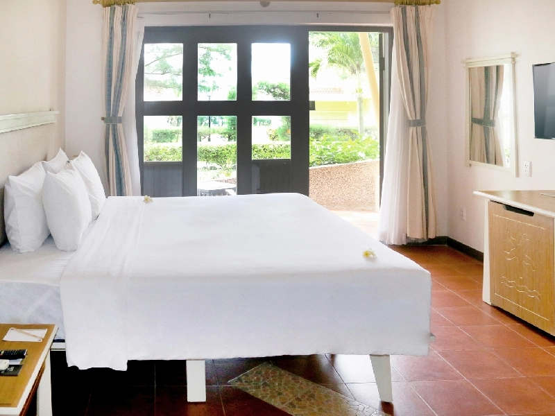 Family Bungalow Garden View