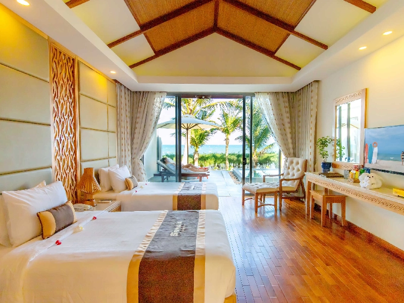 04-Bed Room Beach Front Bungalow