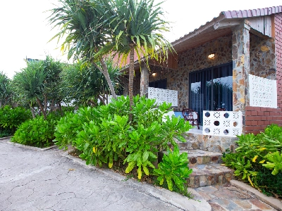 Adora Beachfront Suite