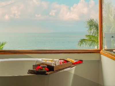 Bungalow Garden View