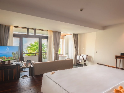 Executive Ocean Suite