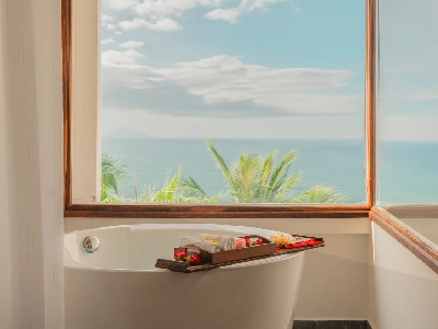 Executive Ocean Suite