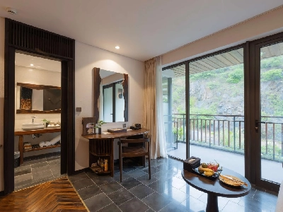 Deluxe Room Mountain View With Children Themed Room