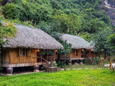 Bungalow lake view triple