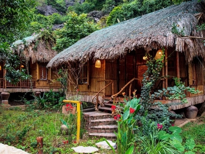 Bungalow lake view twin