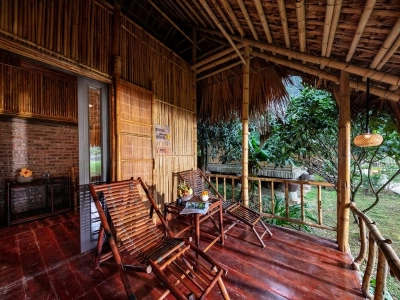 Bungalow lake view double