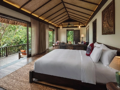 Bauhinia Mountain Suite