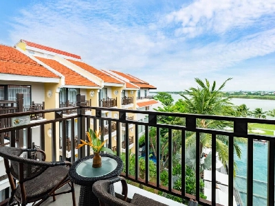 Deluxe River view Balcony