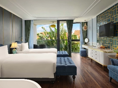 Premier Deluxe Garden View