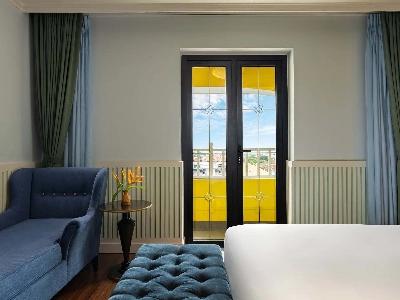 Premier Junior Suite Town View