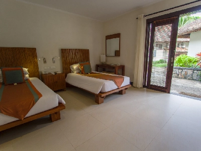 Garden View Family Bungalow