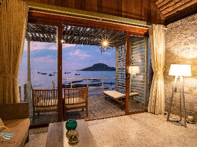 Bungalow Ocean Front