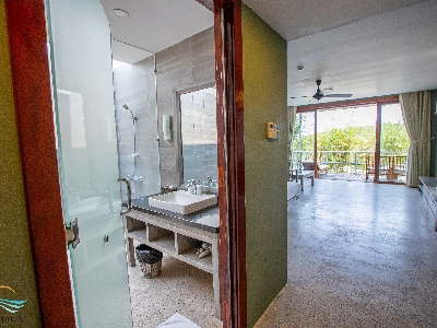 Luxury Ocean Village