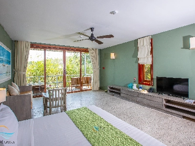 Luxury Ocean Village