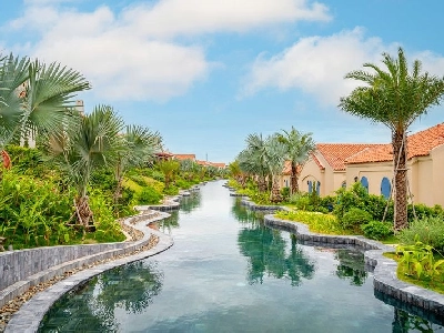 Premier có lối ra hồ bơi (Premier Pool Access)