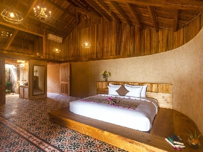 01-BR Villa Partial Ocean View