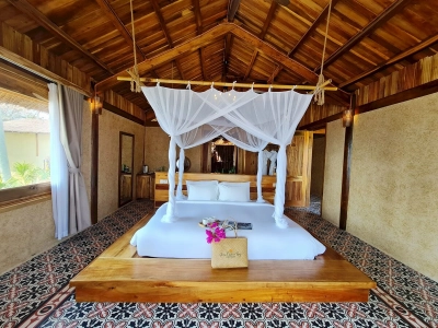 Premium Ocean Breeze with Ocean View